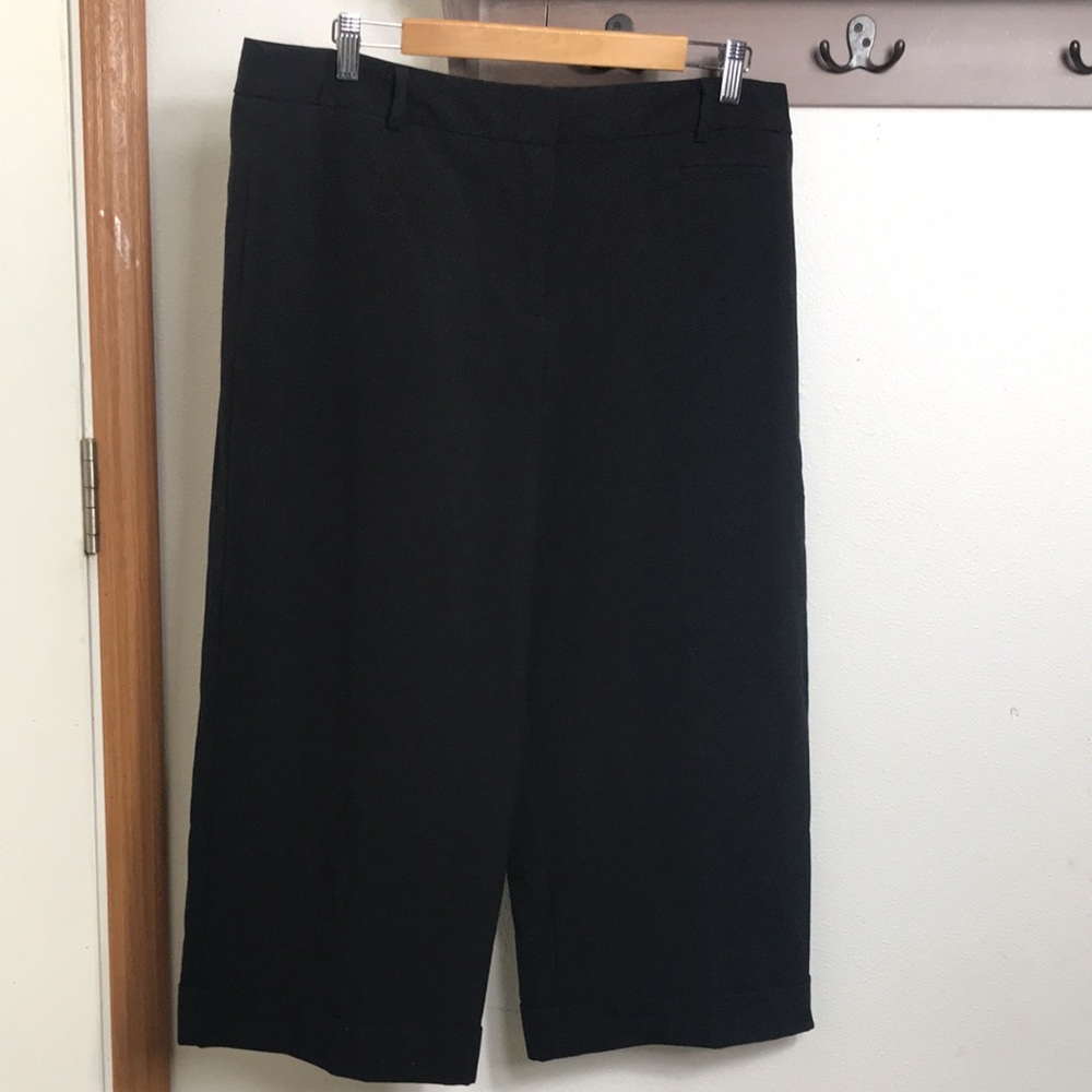 George Capri black soot stretch, back pockets, size 16